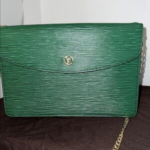 Louis Vuitton Borneo Green Epi Leather Montaigne 23 Clutch Bag.
